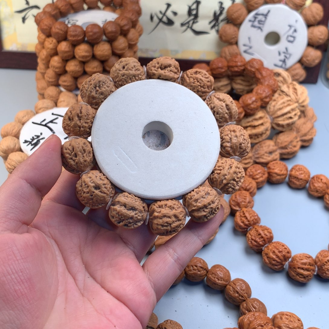 文玩核桃手串野生麻花