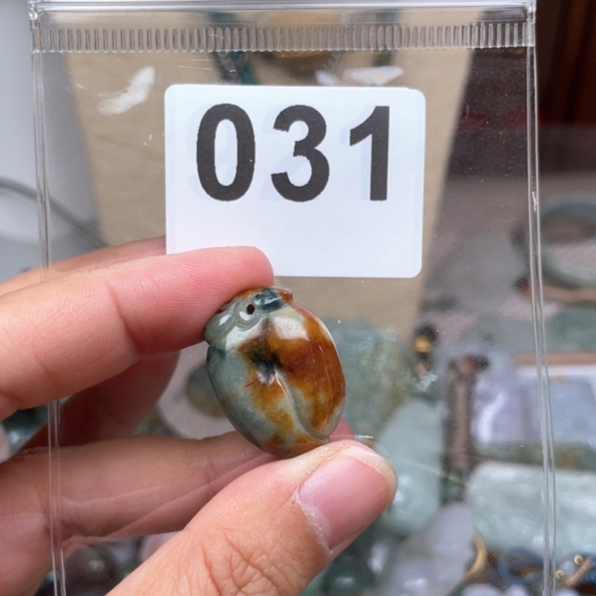 【闪购商品】翡翠颈饰未镶嵌辛**安翡翠