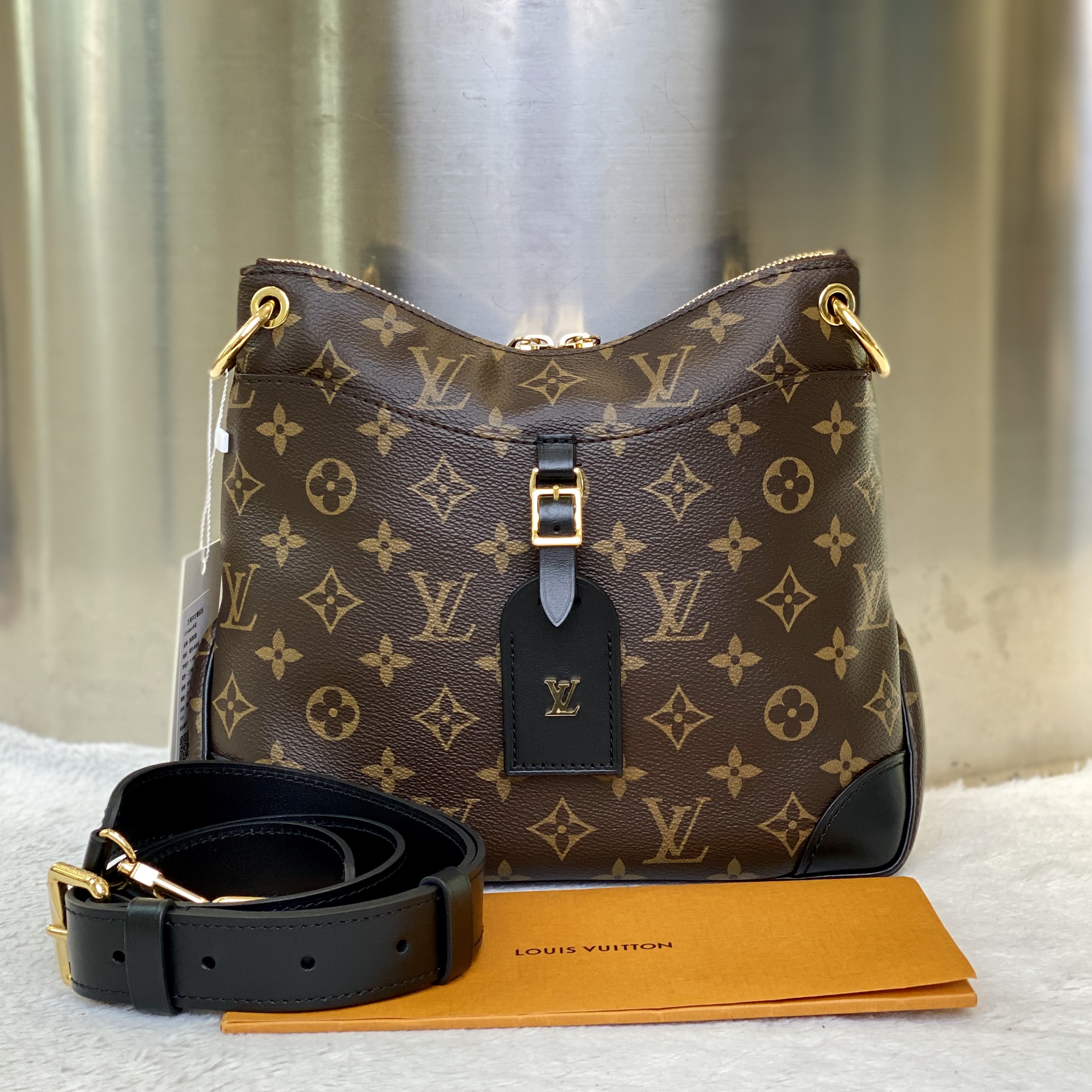 99新 LouisVuitton/路易威登 爱马98新LV odeon手袋斜挎包9146