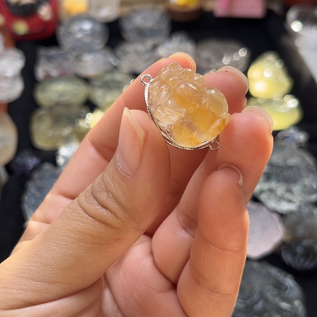 颈饰银S925镶嵌水晶月****?补差19