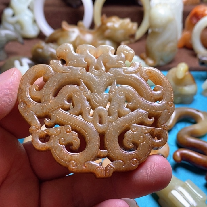 和田玉挂件未镶嵌