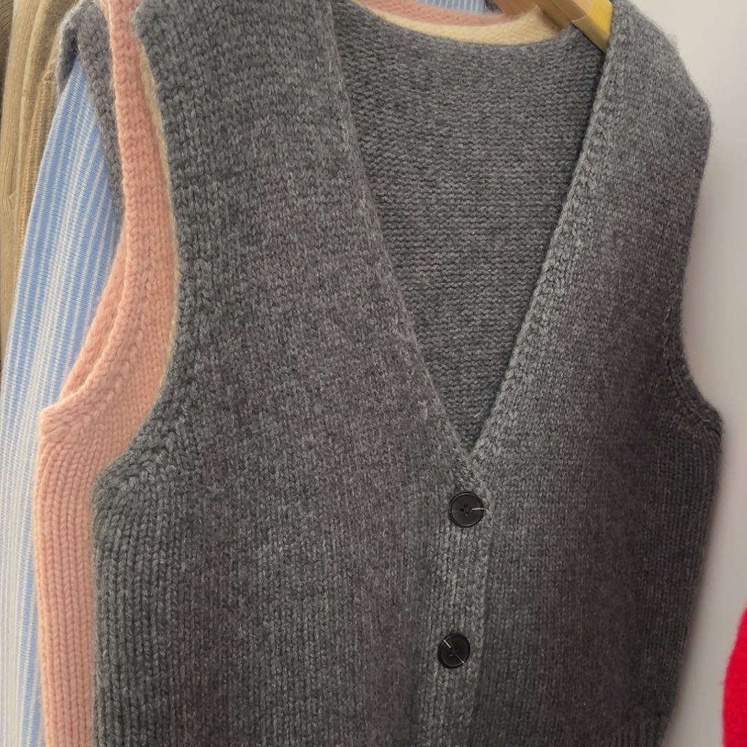 V领 羊绒 开衫 马甲