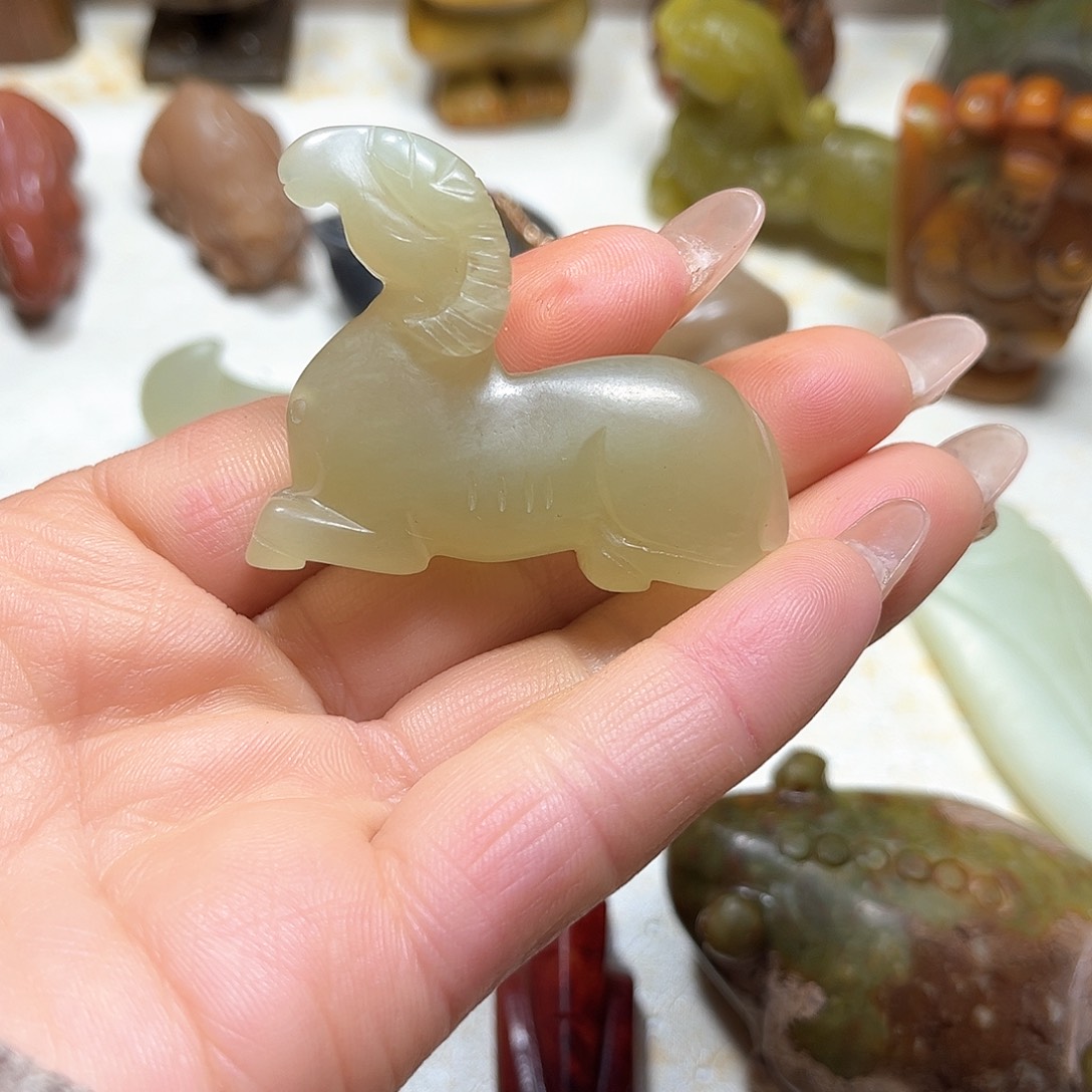 白玉菩提吊坠白玉菩提吊坠