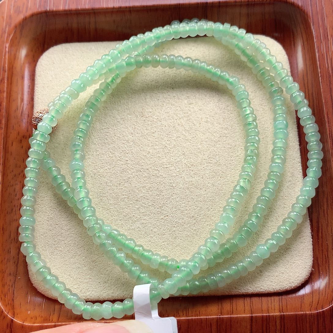 翡翠未镶嵌颈饰项链