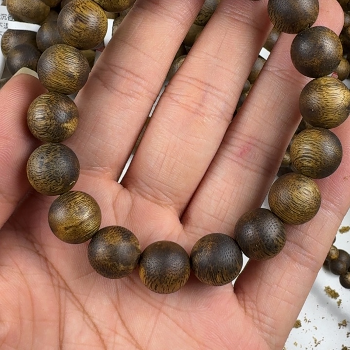 沉香碎屑沉香沉香碎屑沉香12mm单圈12克多样性发一条