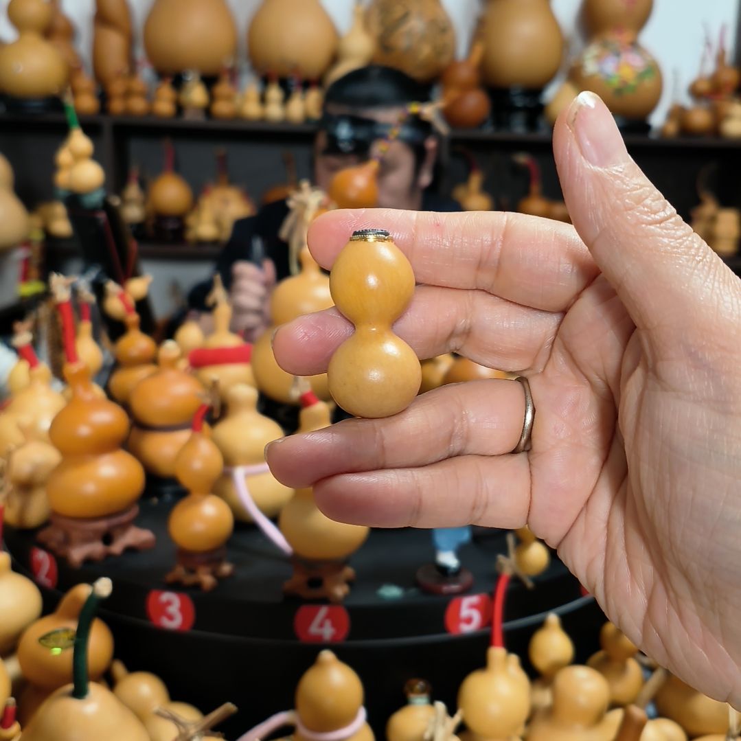 史***）葫芦福禄双全手把件