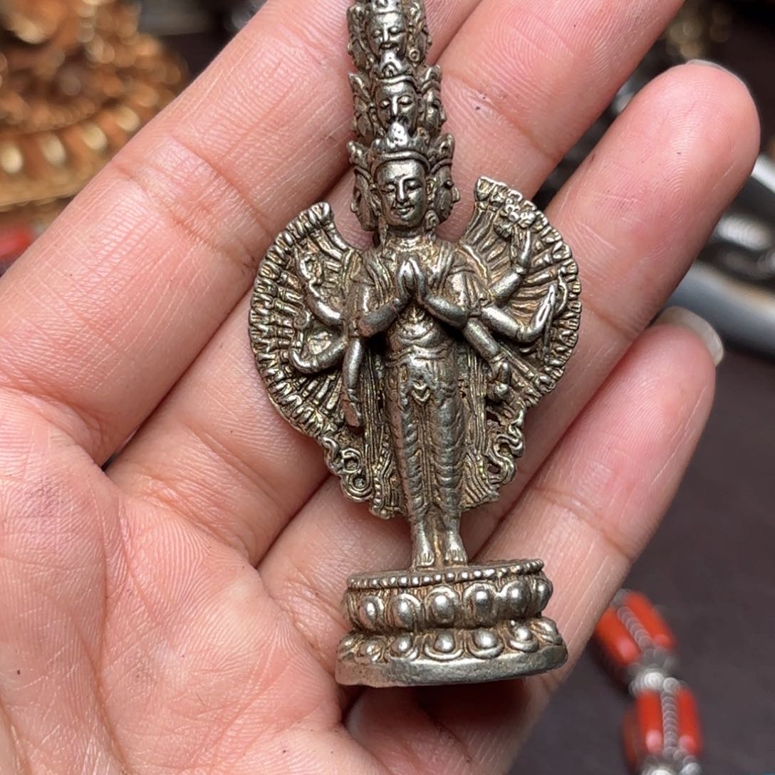 铜星月菩提吊坠项链