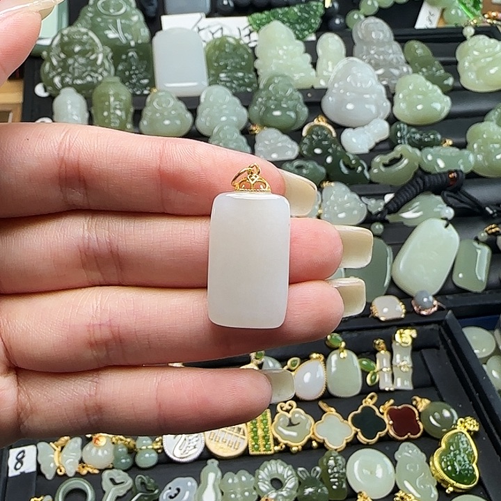 颈饰银S925镶嵌和田玉