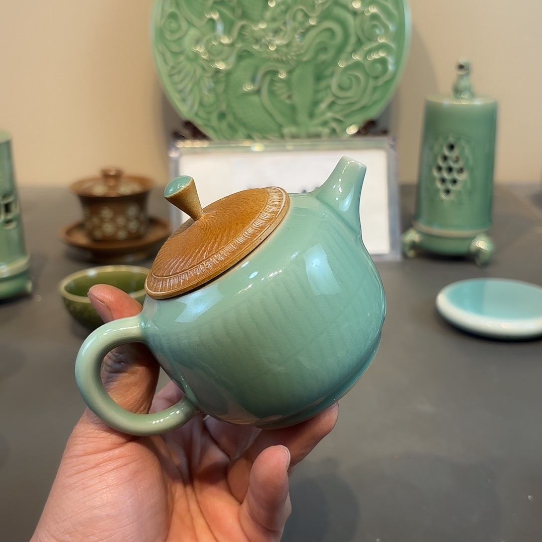 瓷片龙泉青瓷龙泉青瓷