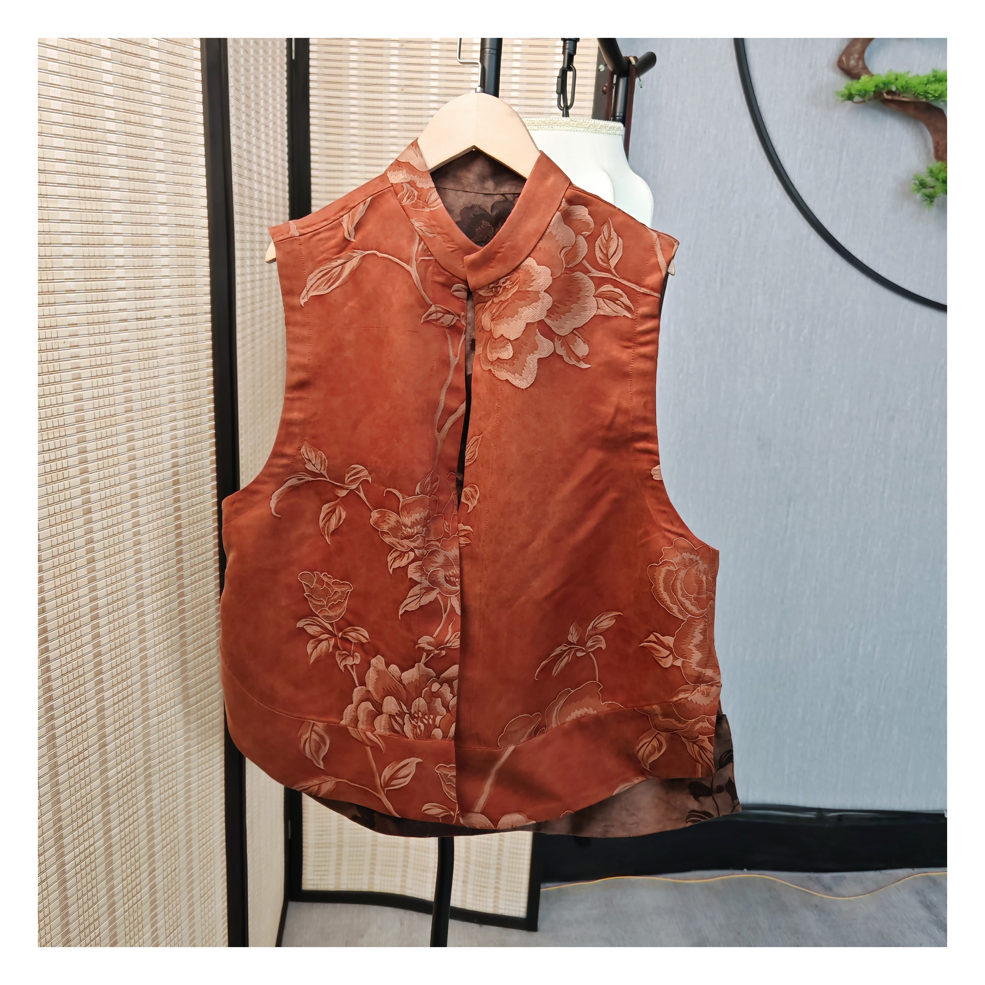 【千奈莉 】2025新色70姆米皮子料马甲