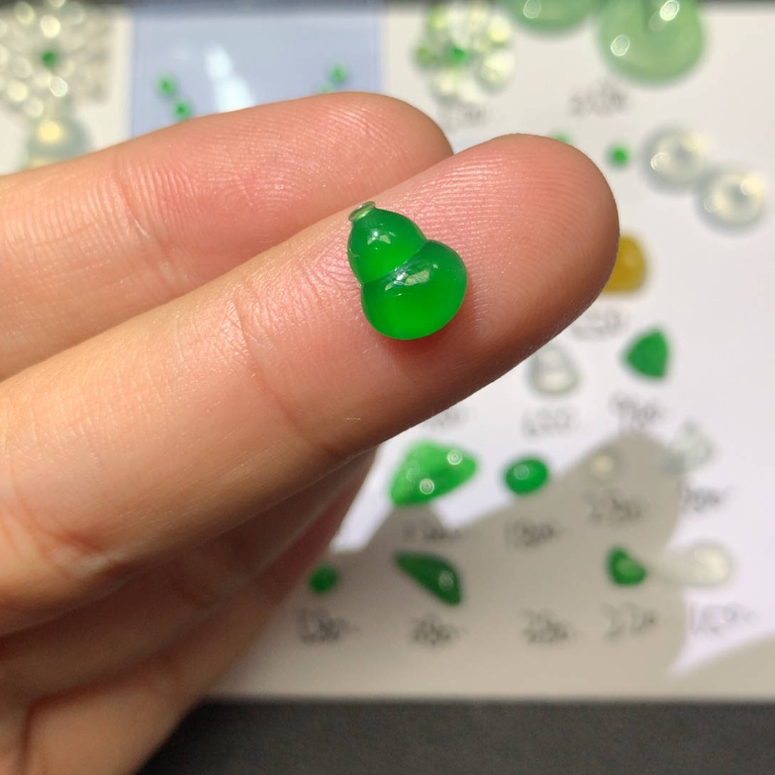 颈饰未镶嵌翡翠葫芦