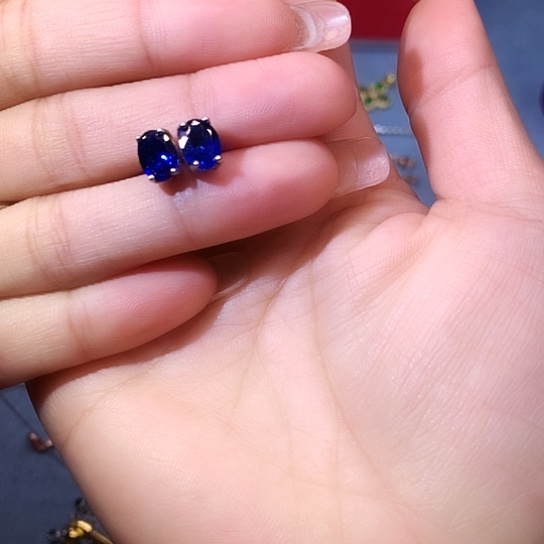 蓝宝石耳饰银S925镶嵌