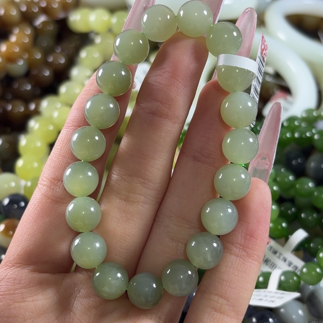 和田玉未镶嵌手链360