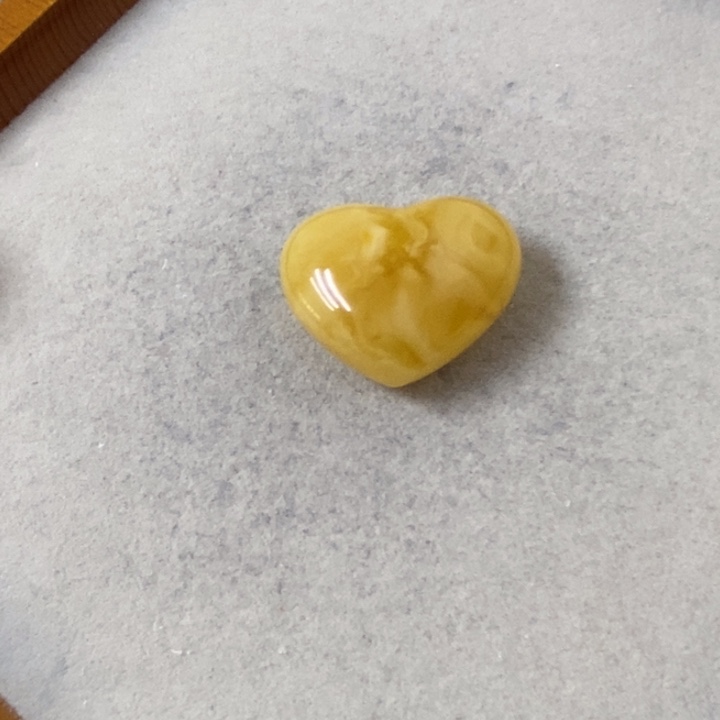 蜜蜡裸石未镶嵌吊坠