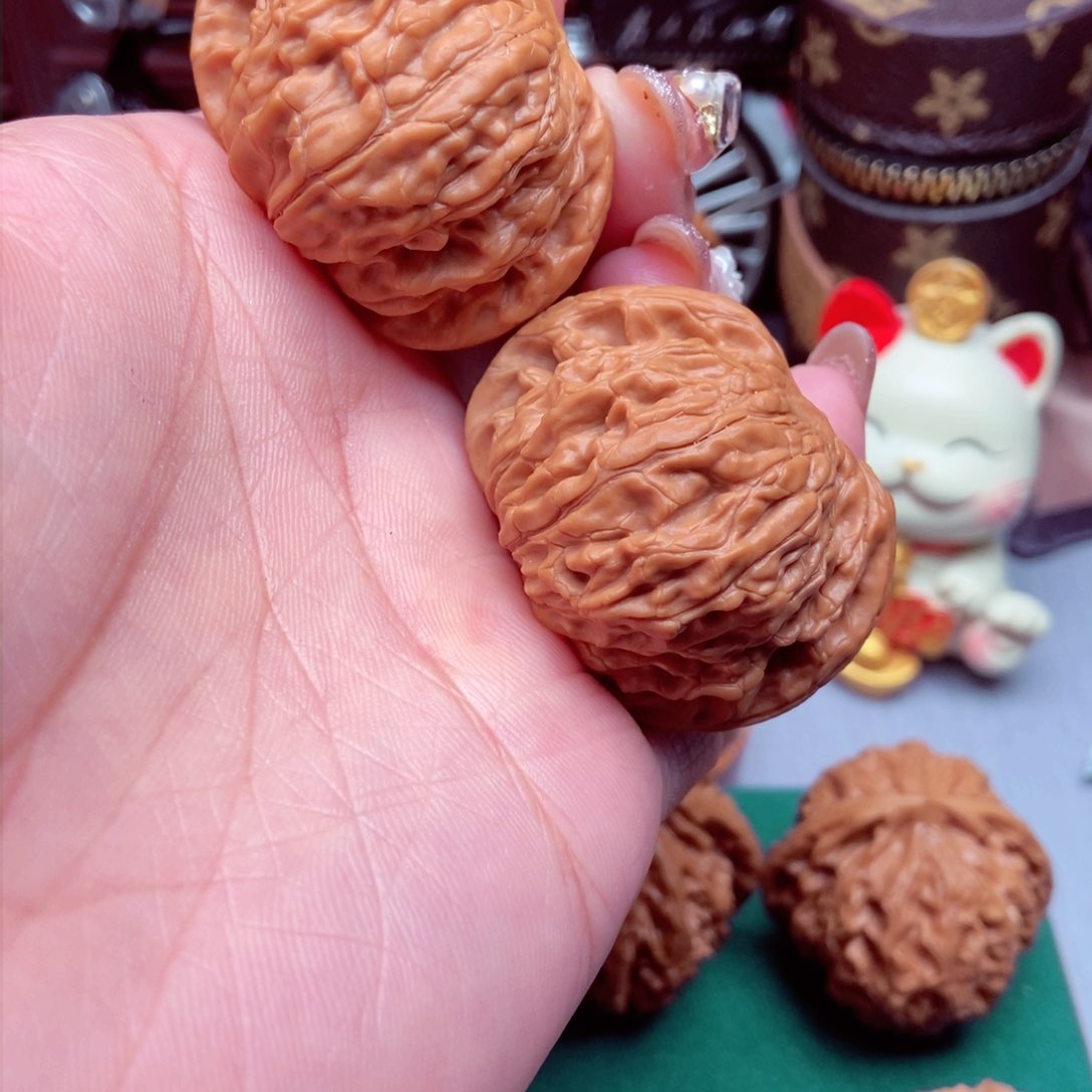 文玩核桃吊坠蝴蝶磨41+