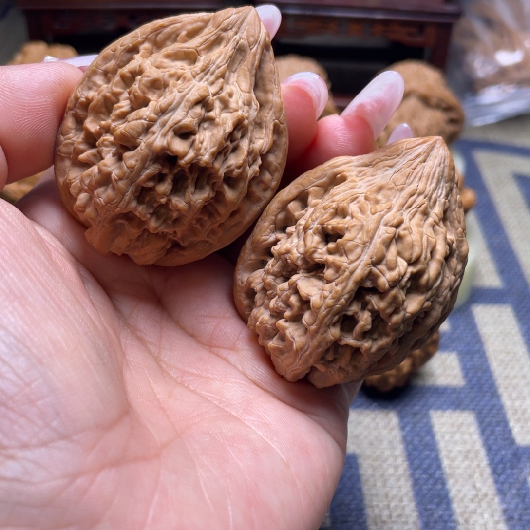 文玩核桃吊坠42大沽石文玩