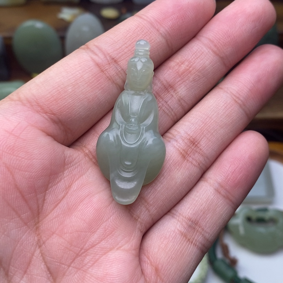 和田玉未镶嵌颈饰