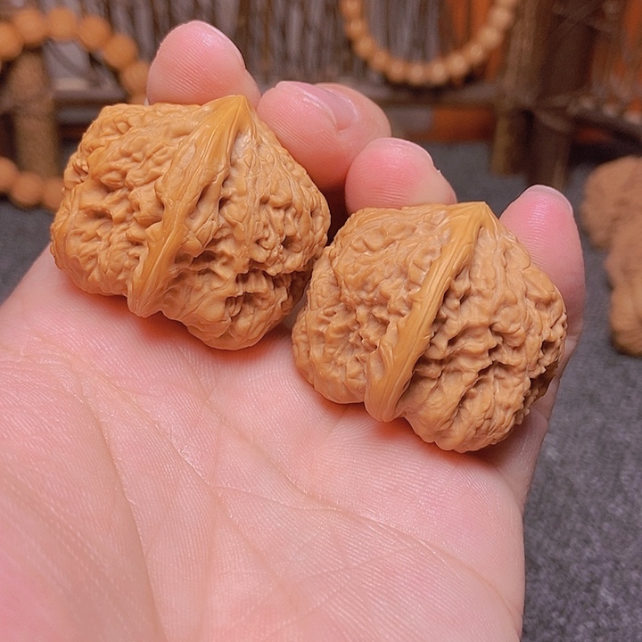文玩核桃把件文玩核桃麻核桃成品对