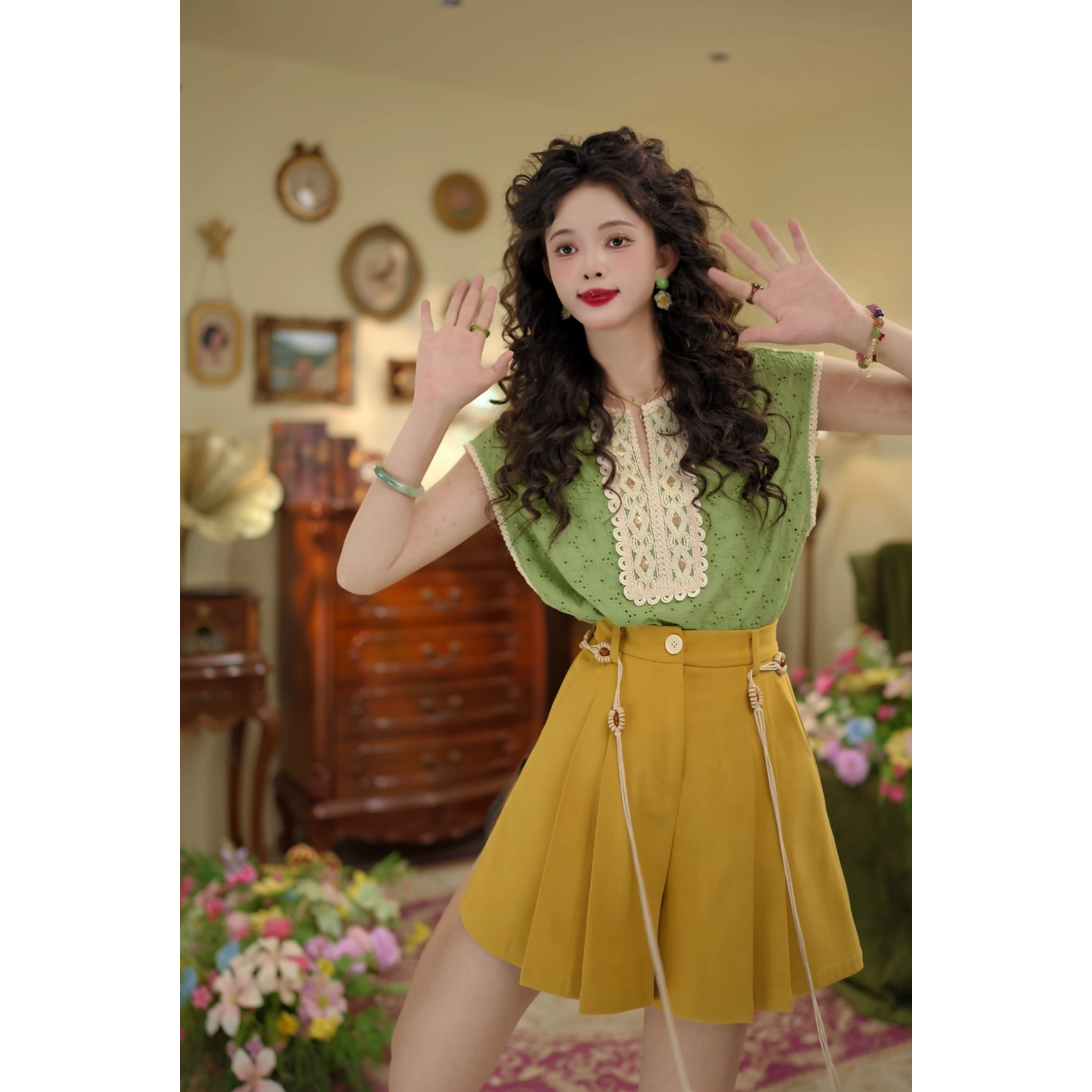 扣子家【凉爽薄荷】港风复古镂空拼接衬衫薄款宽松上衣KK0726042