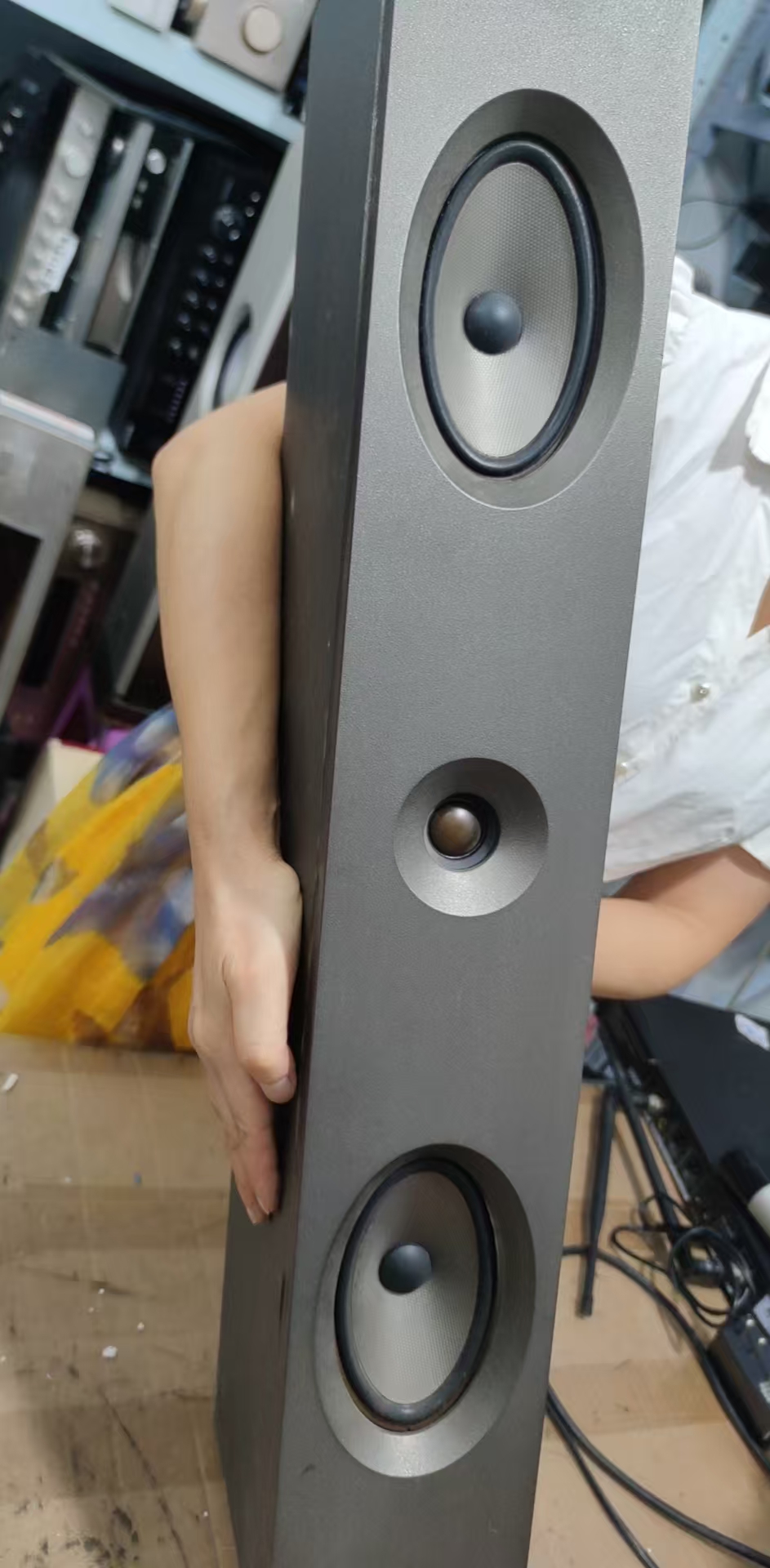 8新  不包邮，中置一个