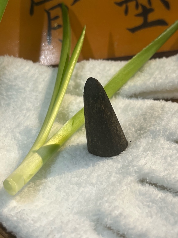 110号-工艺品手把件花梨木-随机发