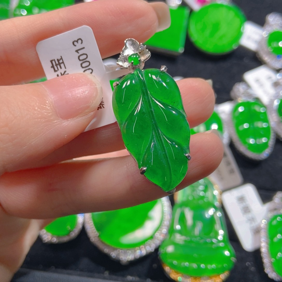 翡翠吊坠(不含链)银S925镶嵌