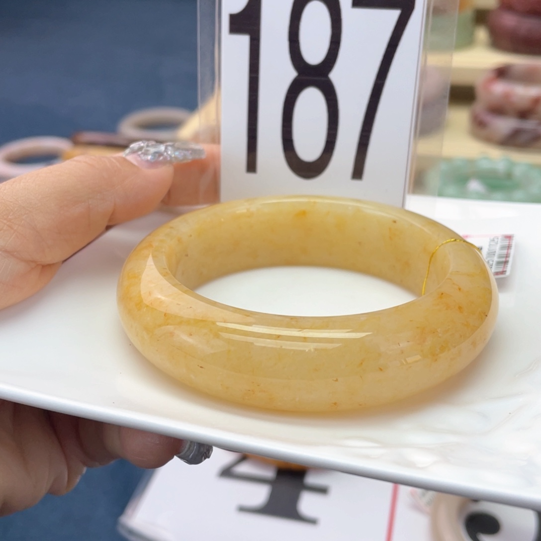 石英质玉未镶嵌手镯60.6圈