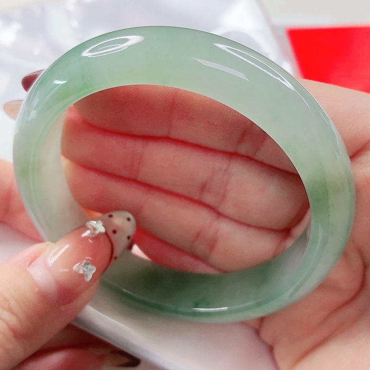 翡翠未镶嵌手镯57.6x390