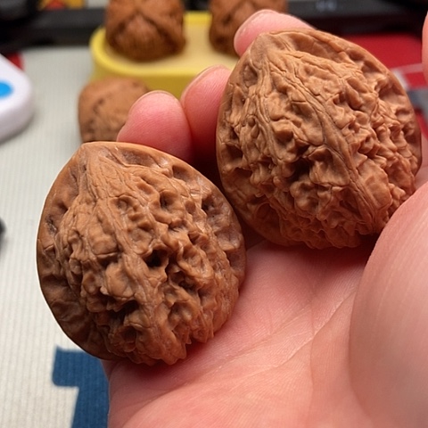 L***.文玩核桃把件南将石