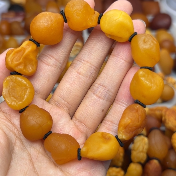 琥珀未镶嵌裸石天然蜜蜡