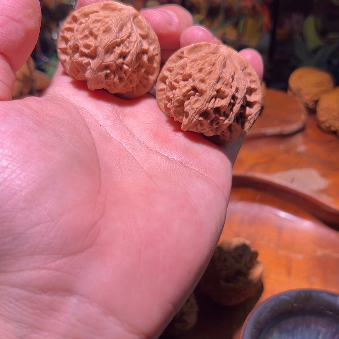 吊坠文玩核桃43微修尖宫灯一对