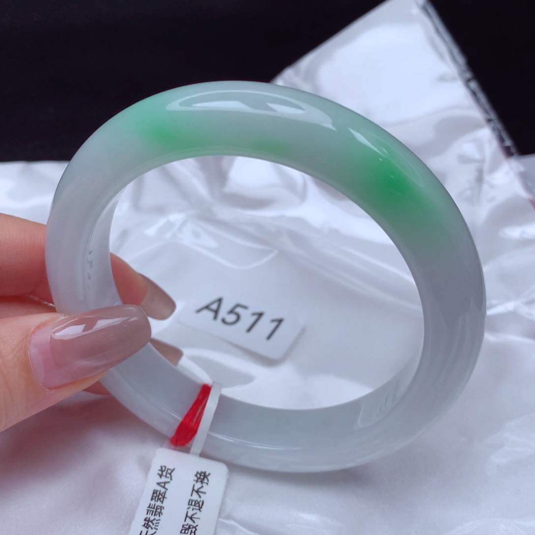 翡翠手镯未镶嵌手镯61