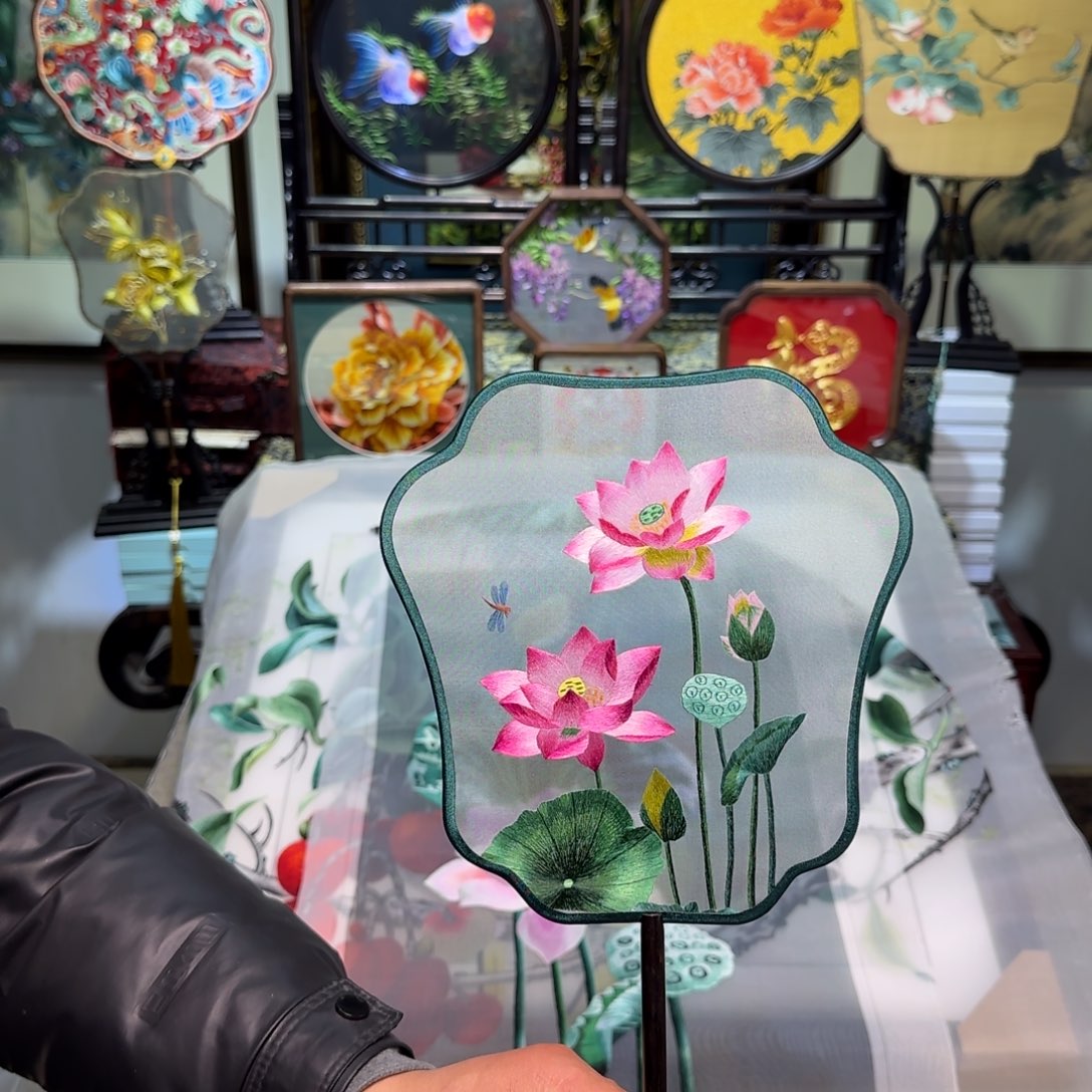 刺绣刺绣工艺精湛