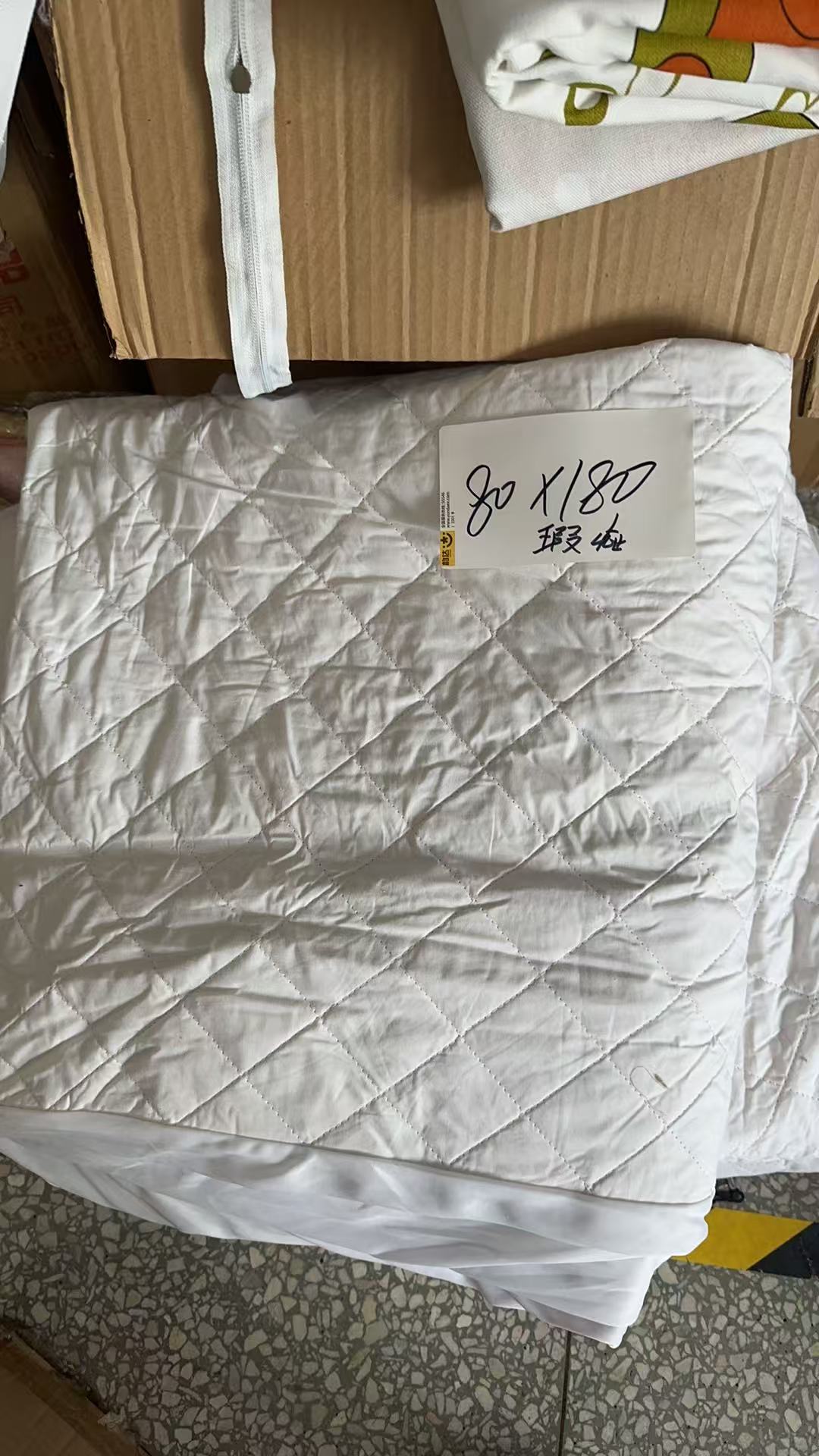 《兵哥外贸》3楼80*180白色表面全棉床笠发一张 瑕疵款