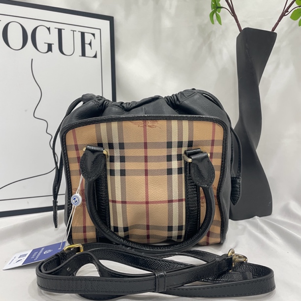 95新 BURBERRY/博柏利 福袋手提斜挎包/15353