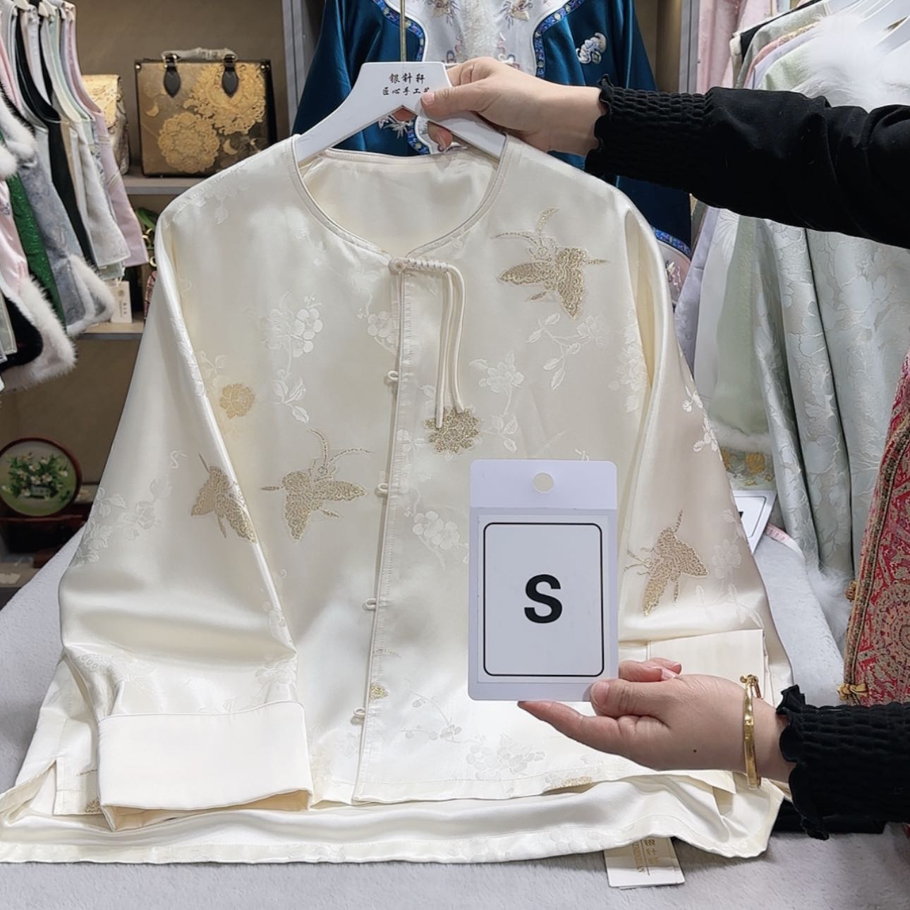 【闪购商品】织绣小*米非遗传承的重要载体之一