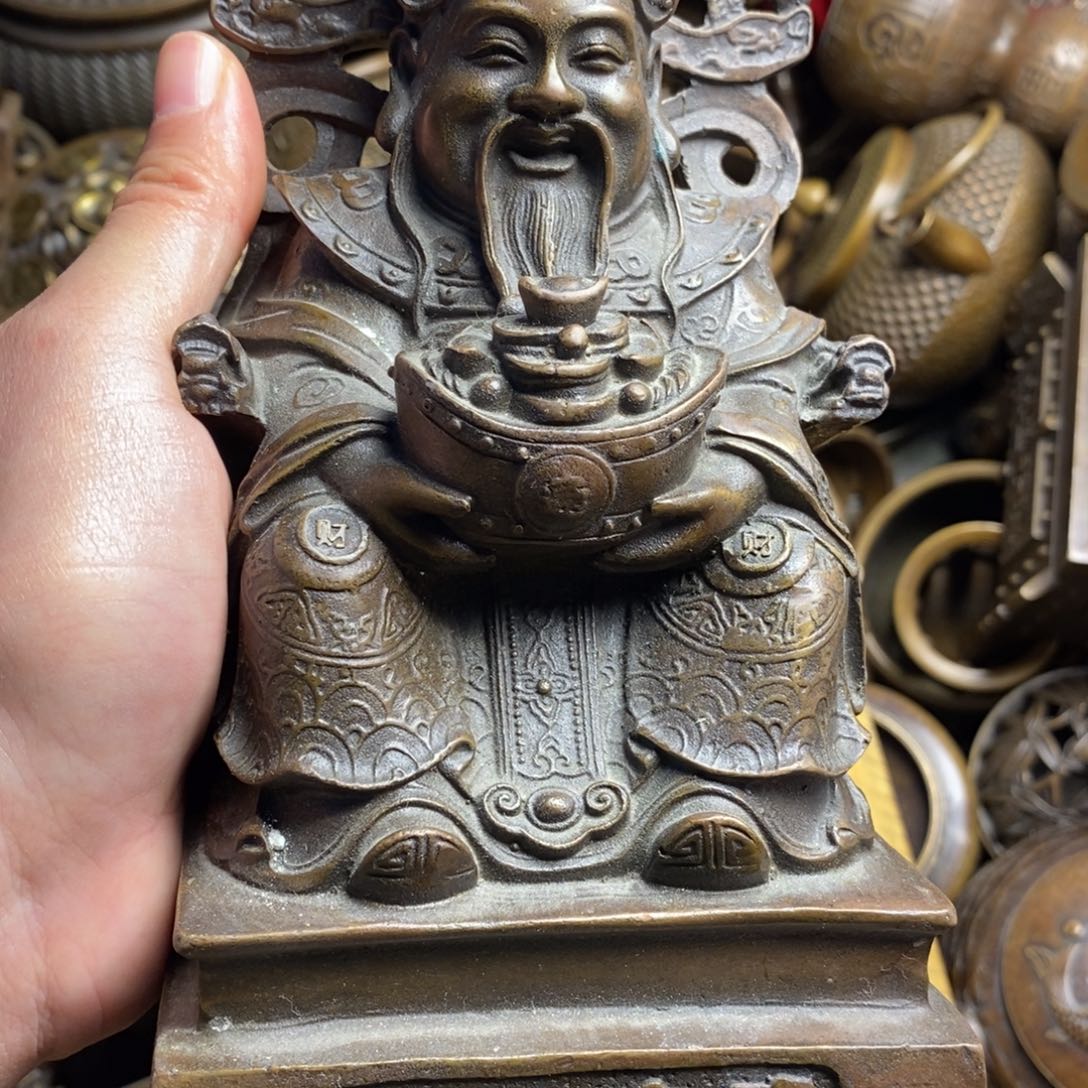 精美铜器做工精良