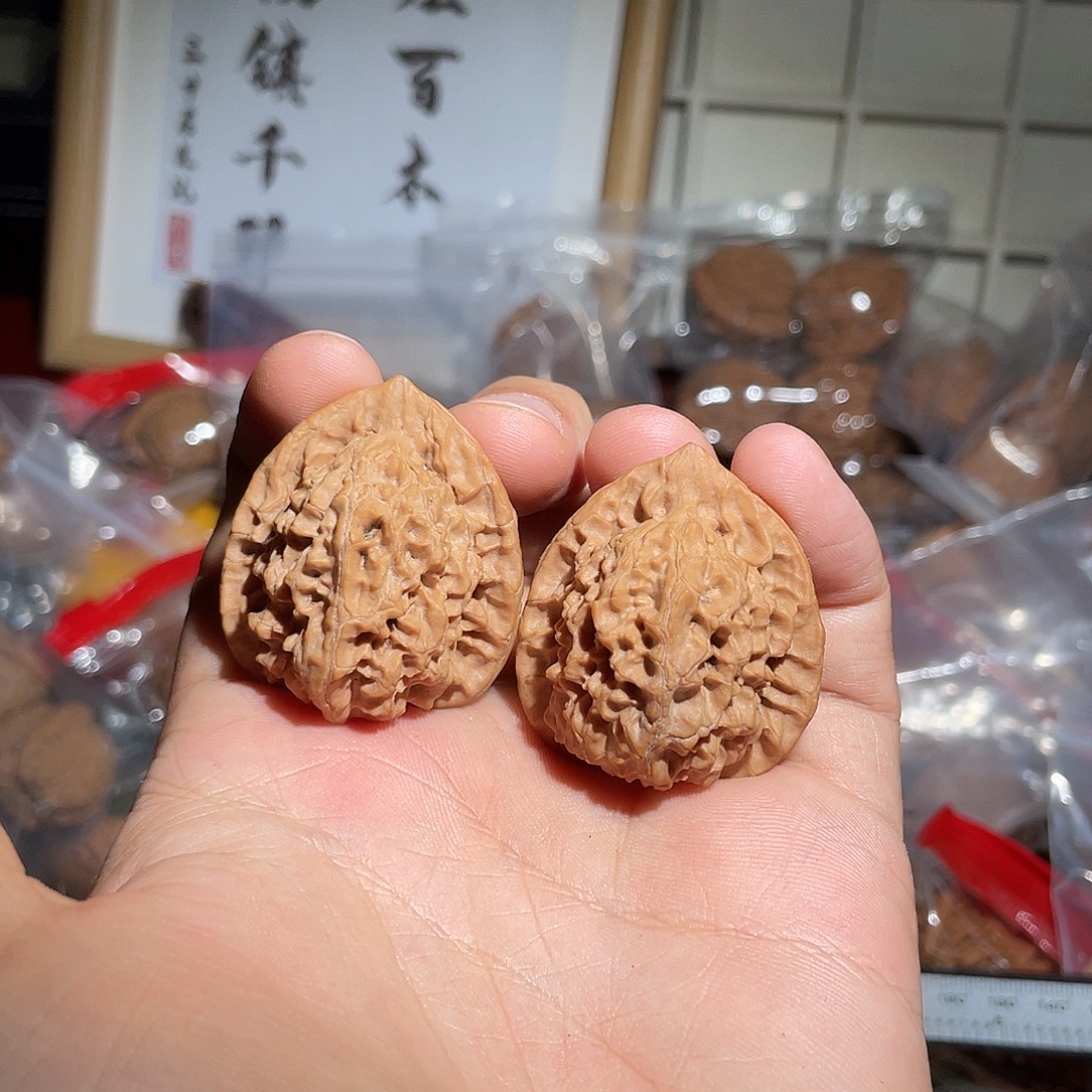 把件文玩核桃35原树独家琉璃货头
