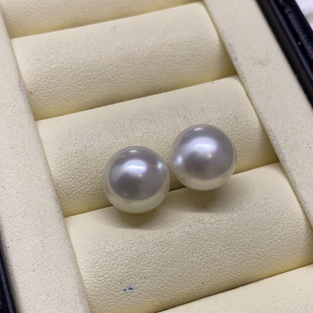 18K金镶嵌耳饰海水珍珠澳白11-12mm
