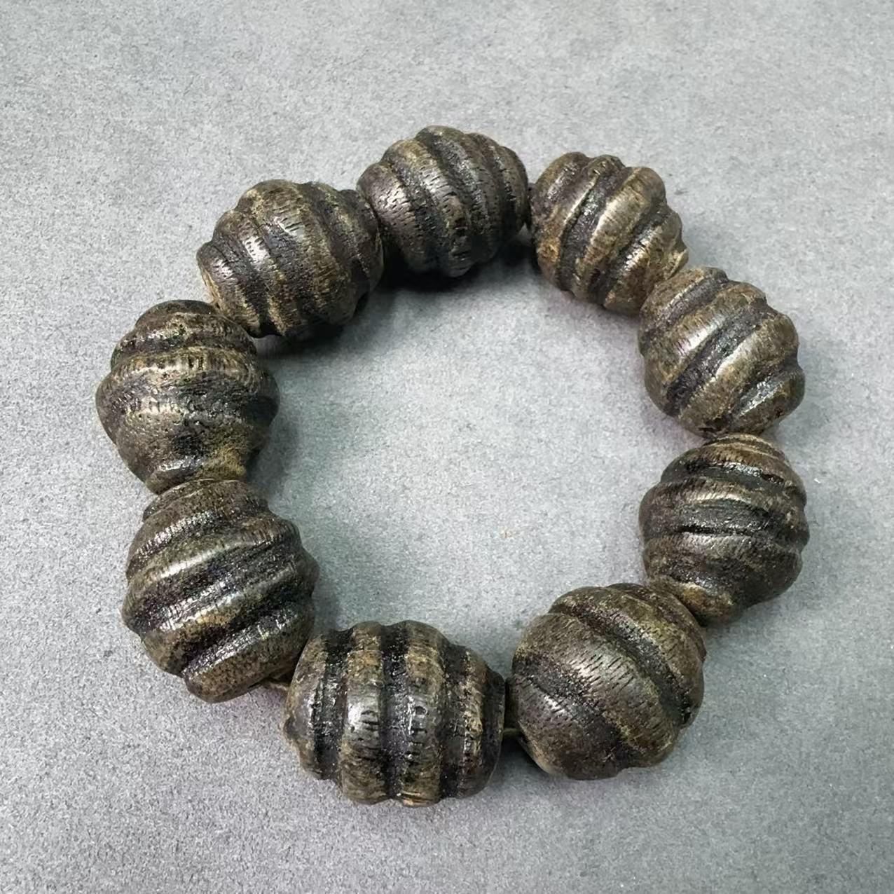 沉香木串文玩A405