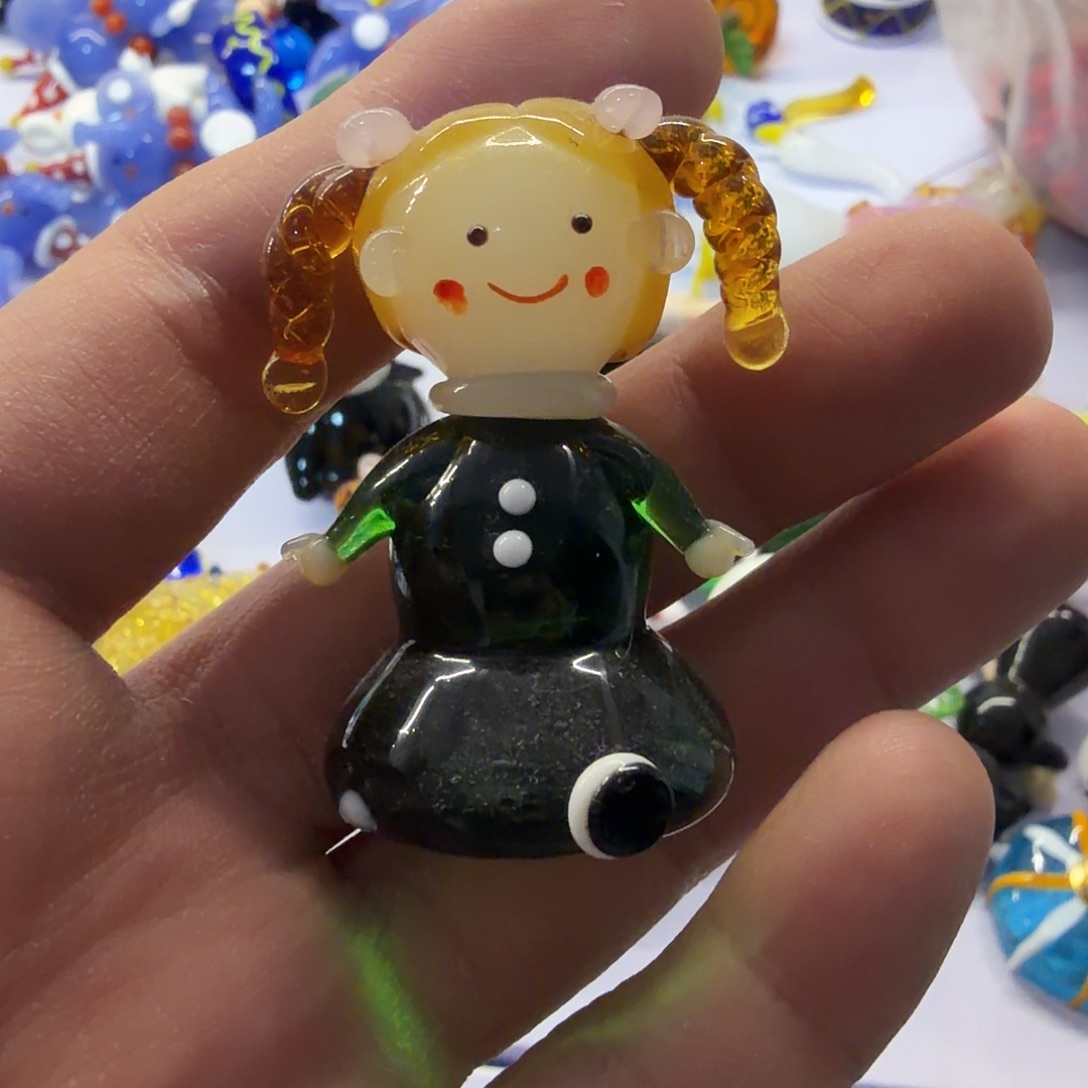 手工艺品琉璃女孩