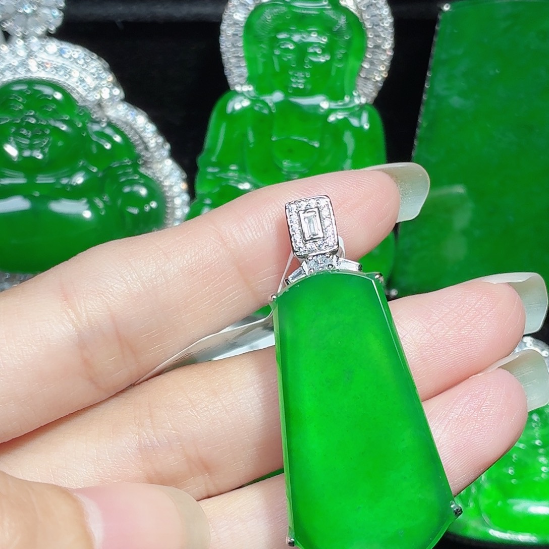 翡翠银S925镶嵌颈饰