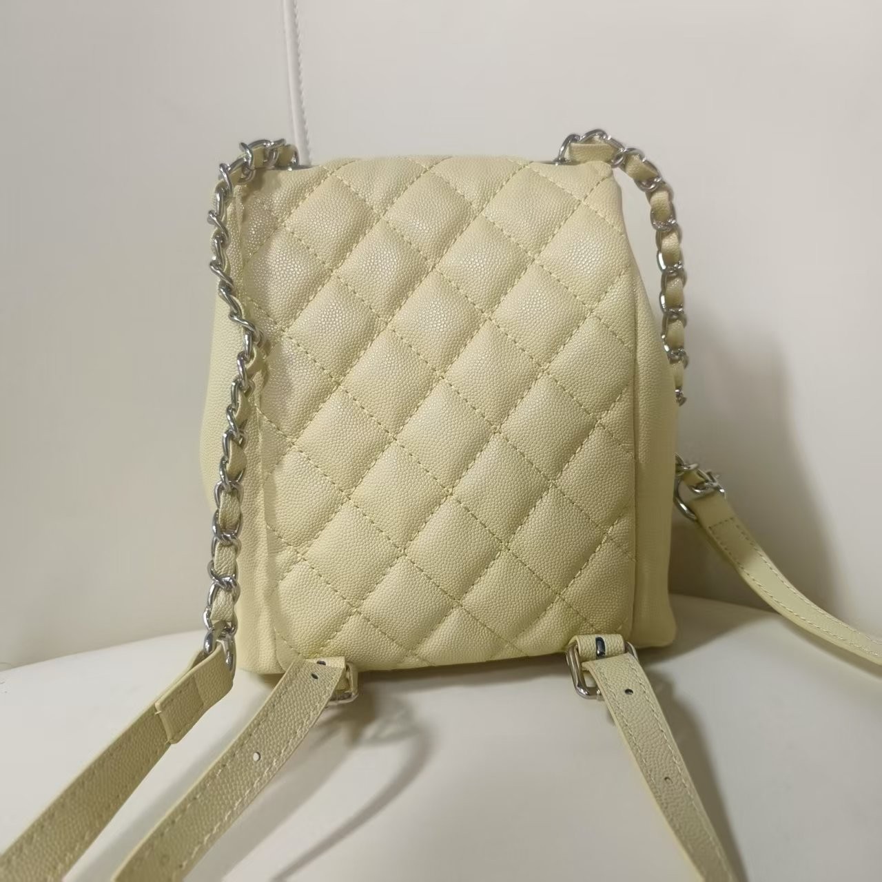 潮流真皮新款女包双肩包 0530 黄色