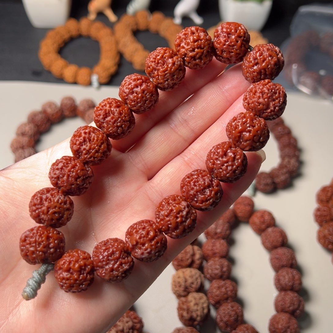 金刚菩提手串〃****18尺寸安娜五星蜂王超头定制