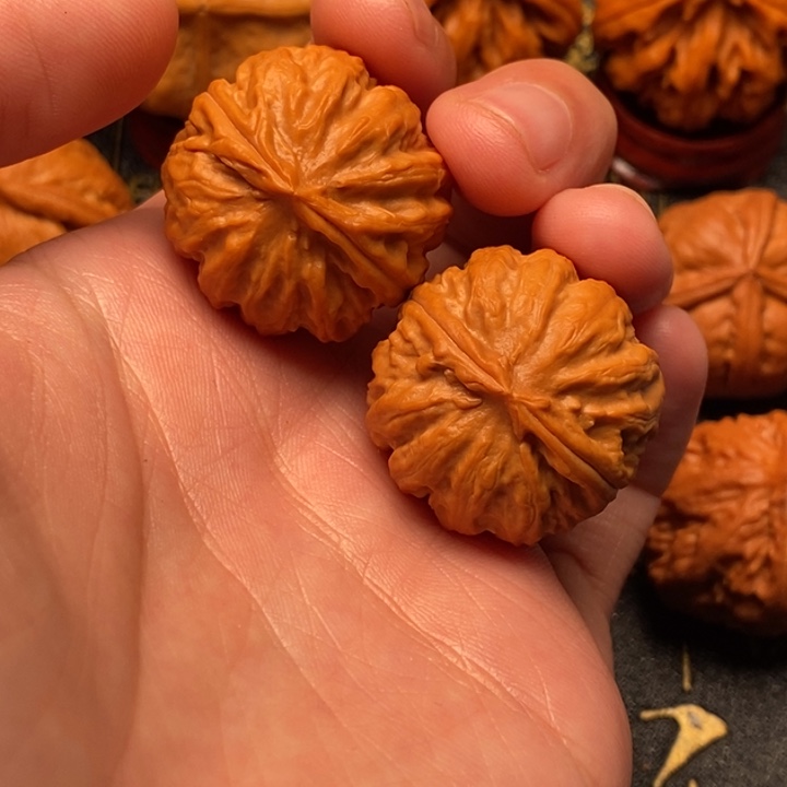 Z***文玩核桃吊坠西瓜球