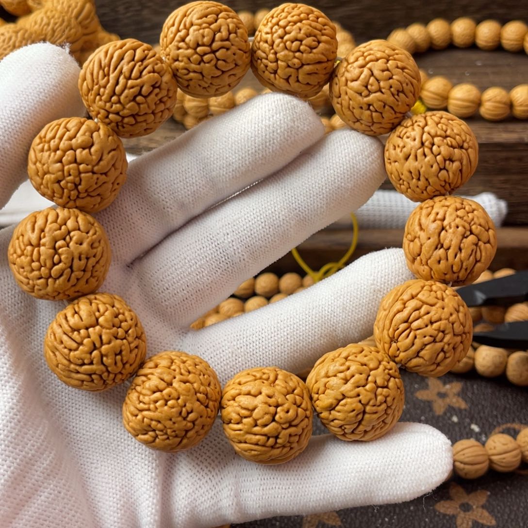 吊坠桃核用****6霸王龙手串