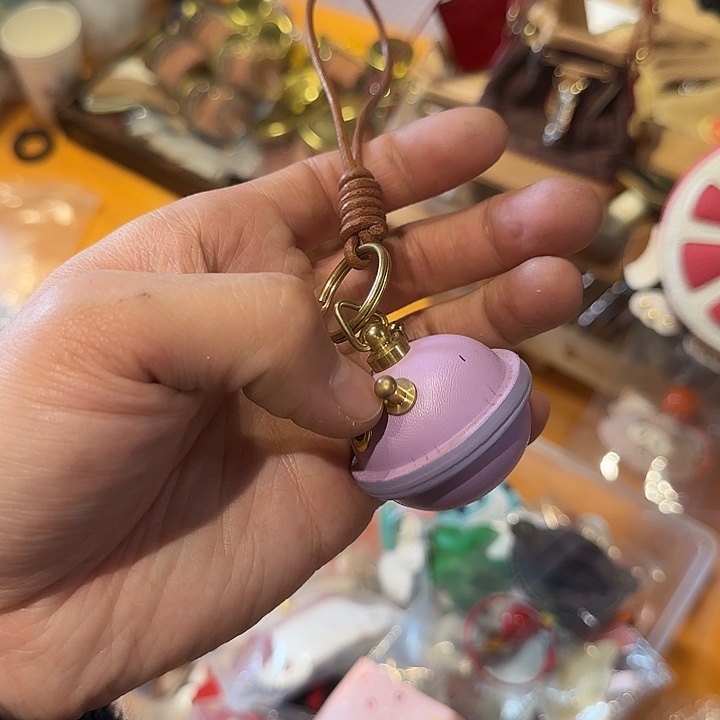 小****犏牛皮（革）手工皮具包包包包