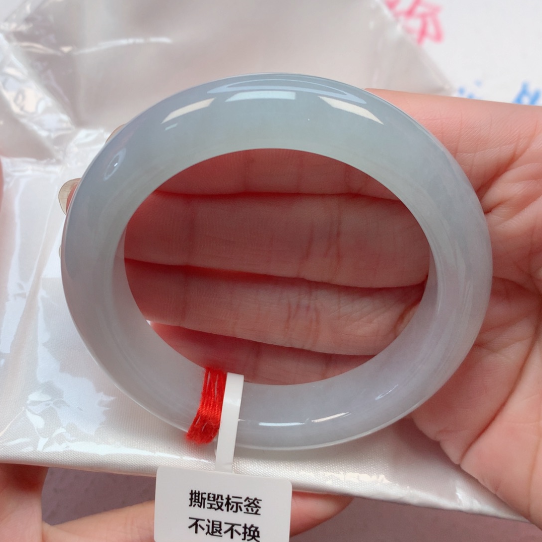 翡翠手镯未镶嵌53.3圈 无包容