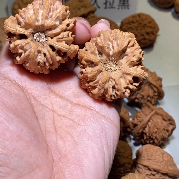 呦***喂核桃手串/手链龙门