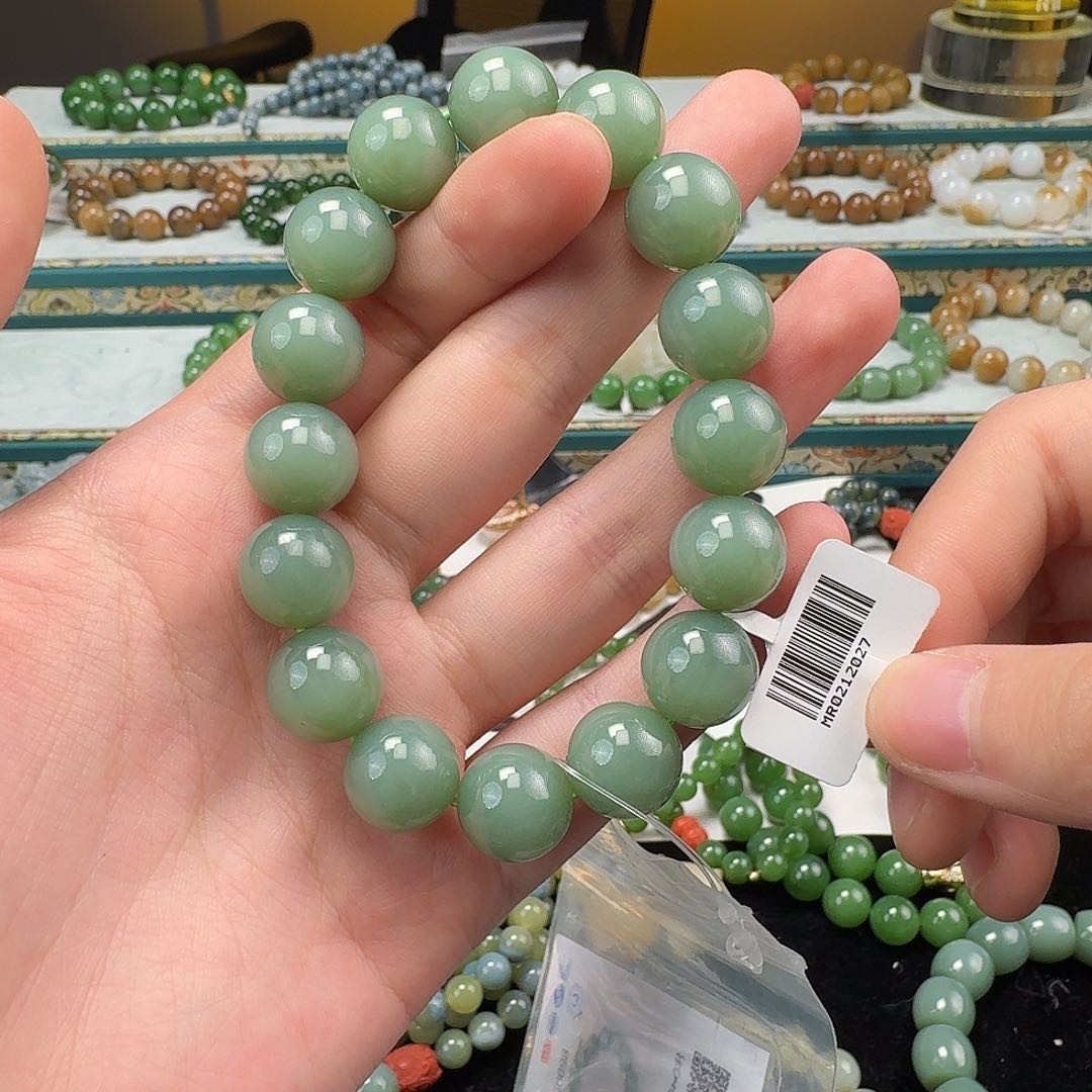 和田玉手串未镶嵌